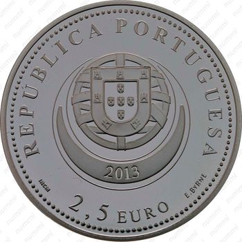 2½ евро 2013, Португальская этнография - Серьги Виана-ду-Каштелу [Португалия] - Аверс